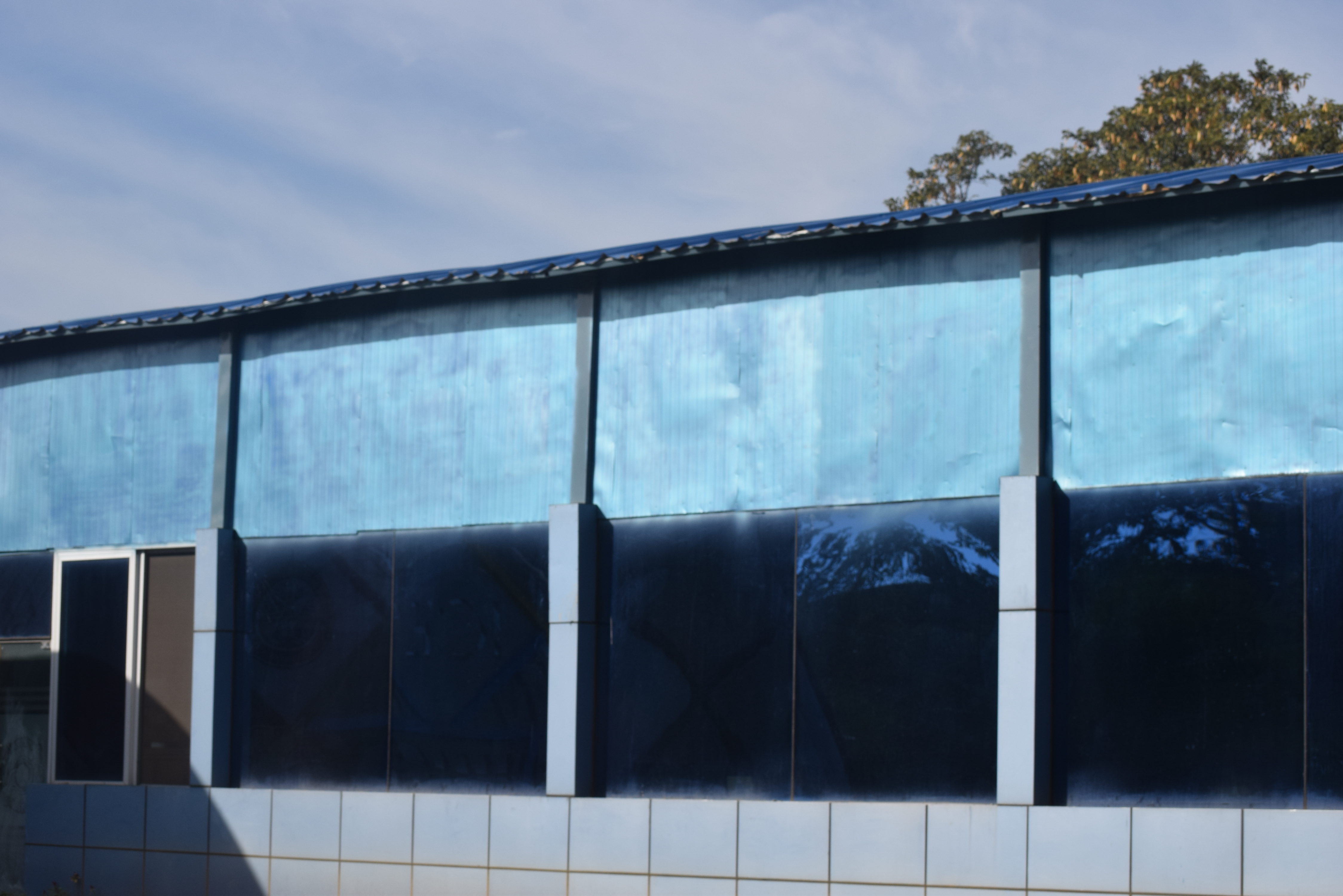 lab outside window image